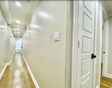 1245 Dean Street - Photo Thumbnail 9