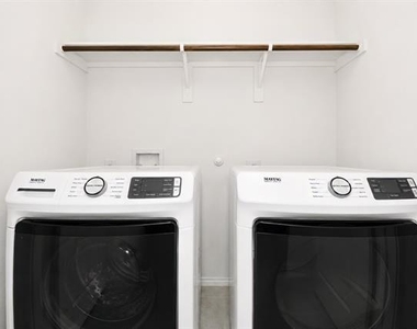 2800 Slatewood Drive - Photo Thumbnail 14