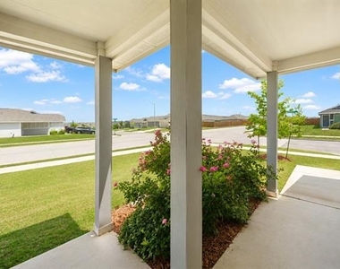 2800 Slatewood Drive - Photo Thumbnail 4