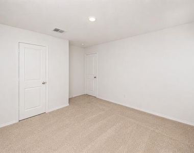 2800 Slatewood Drive - Photo Thumbnail 22