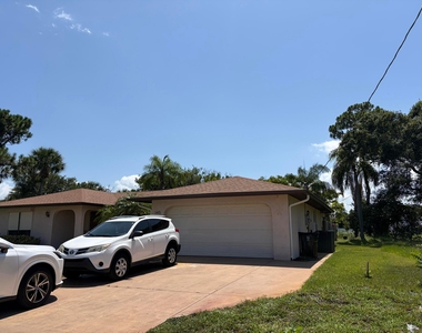 145 Se Fallon Drive - Photo Thumbnail 10