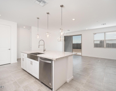17305 W Sanna Street - Photo Thumbnail 5