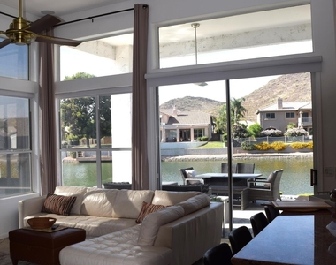 21661 N 58th Avenue - Photo Thumbnail 24