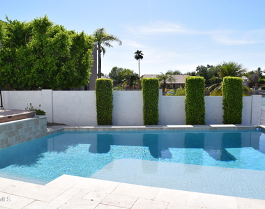 21661 N 58th Avenue - Photo Thumbnail 42