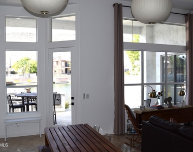 21661 N 58th Avenue - Photo Thumbnail 30