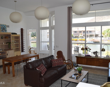 21661 N 58th Avenue - Photo Thumbnail 27
