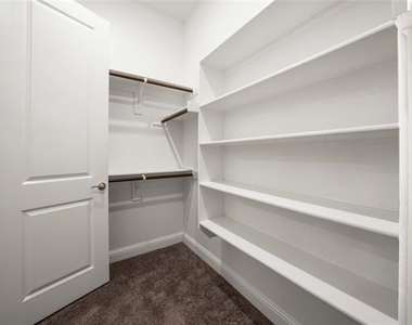 633 Ansley Way - Photo Thumbnail 21