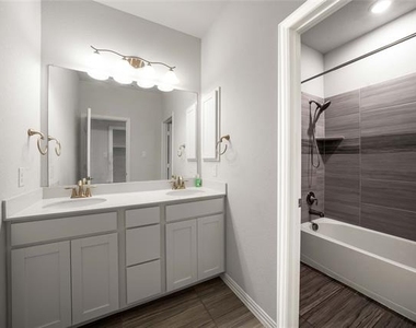 633 Ansley Way - Photo Thumbnail 23