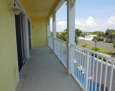 800 Juno Ocean Walk - Photo Thumbnail 11