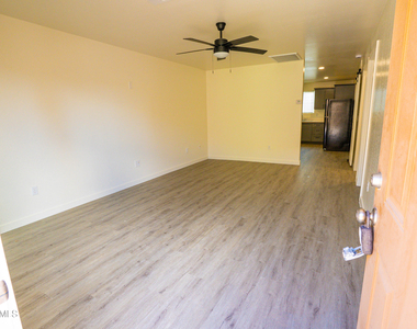 15108 S Moon Valley Road - Photo Thumbnail 3