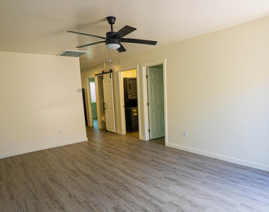 15108 S Moon Valley Road - Photo Thumbnail 4