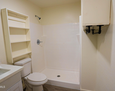 15108 S Moon Valley Road - Photo Thumbnail 10