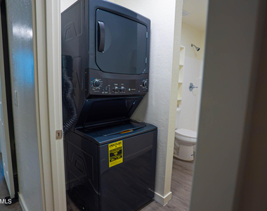 15108 S Moon Valley Road - Photo Thumbnail 6