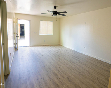 15108 S Moon Valley Road - Photo Thumbnail 5