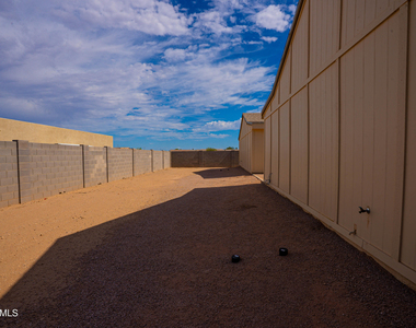 15108 S Moon Valley Road - Photo Thumbnail 21
