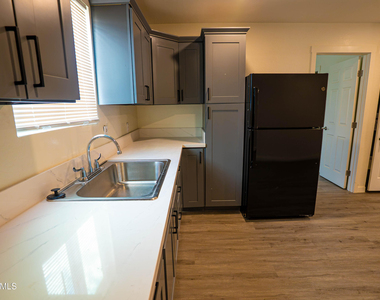 15108 S Moon Valley Road - Photo Thumbnail 14