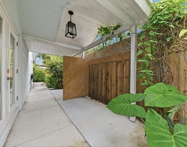530 Ne 3rd Avenue Ne - Photo Thumbnail 23