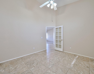 11518 W Palm Brook Drive - Photo Thumbnail 8