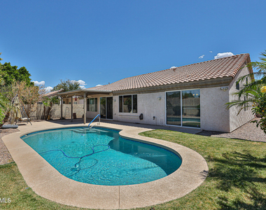 11518 W Palm Brook Drive - Photo Thumbnail 25