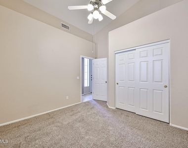 11518 W Palm Brook Drive - Photo Thumbnail 15