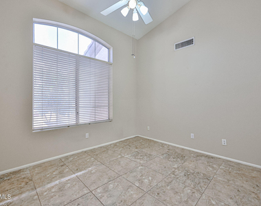 11518 W Palm Brook Drive - Photo Thumbnail 7