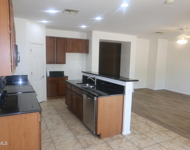 5316 W El Cortez Trail - Photo Thumbnail 6