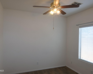 5316 W El Cortez Trail - Photo Thumbnail 9