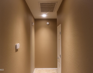 5316 W El Cortez Trail - Photo Thumbnail 14