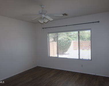 5316 W El Cortez Trail - Photo Thumbnail 19