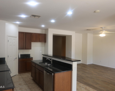 5316 W El Cortez Trail - Photo Thumbnail 4