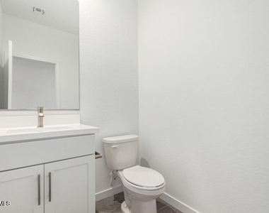 10773 W Baden Street - Photo Thumbnail 6