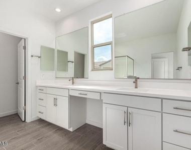 10773 W Baden Street - Photo Thumbnail 9