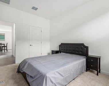 10773 W Baden Street - Photo Thumbnail 11