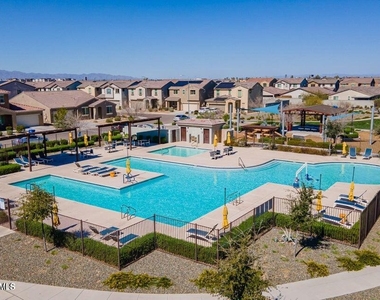 10773 W Baden Street - Photo Thumbnail 16