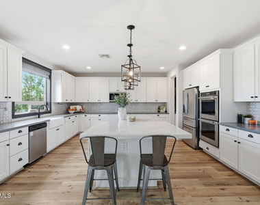2830 E Pearl Street - Photo Thumbnail 8