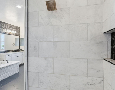2830 E Pearl Street - Photo Thumbnail 25