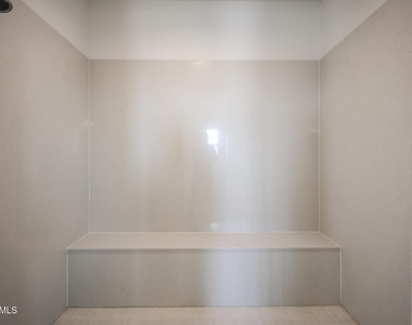 7695 W Smoketree Drive - Photo Thumbnail 13