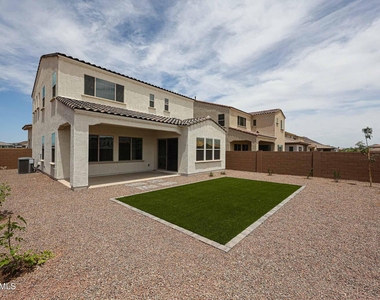 7695 W Smoketree Drive - Photo Thumbnail 21
