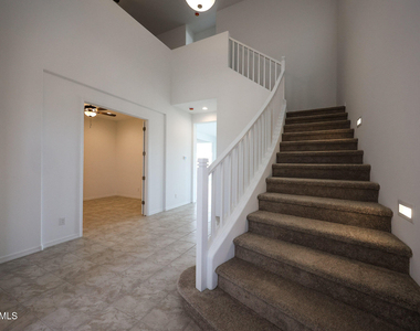 7695 W Smoketree Drive - Photo Thumbnail 9