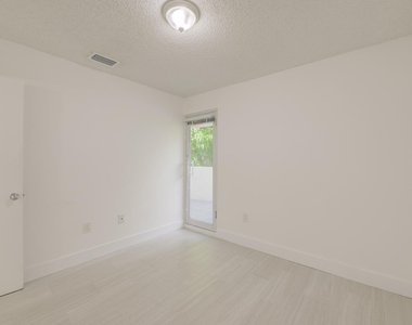 2100 Brickell Avenue - Photo Thumbnail 19