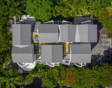 2100 Brickell Avenue - Photo Thumbnail 31