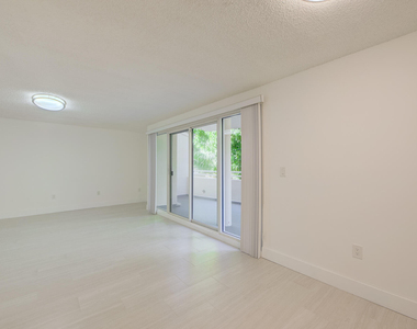 2100 Brickell Avenue - Photo Thumbnail 27