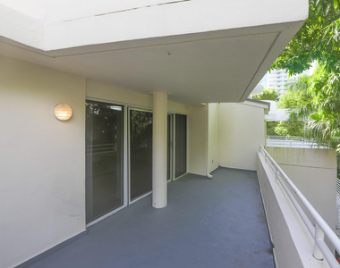 2100 Brickell Avenue - Photo Thumbnail 25