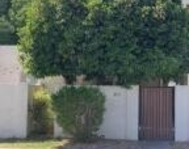 6114 N 79th Street - Photo Thumbnail 1