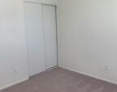 6114 N 79th Street - Photo Thumbnail 19