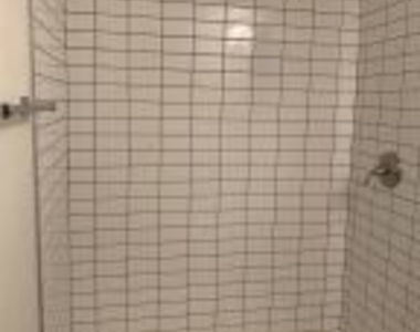 6114 N 79th Street - Photo Thumbnail 17