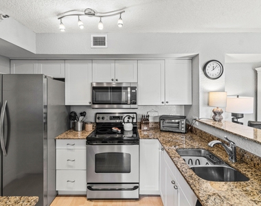 145 Yacht Club Way - Photo Thumbnail 10