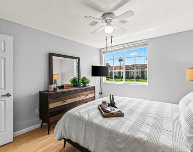 145 Yacht Club Way - Photo Thumbnail 22