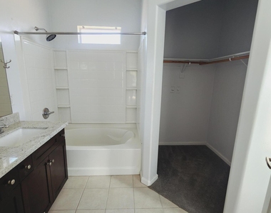 1920 E Bell Road - Photo Thumbnail 15