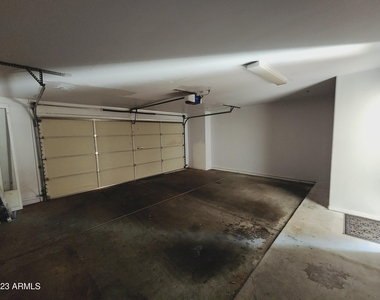 1920 E Bell Road - Photo Thumbnail 21